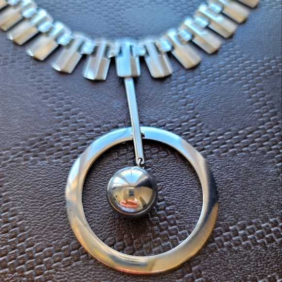 RARE FIND Vintage 1950-1960s Atomic Modernist Industrial Silver tone Choker - Picture 7 of 11